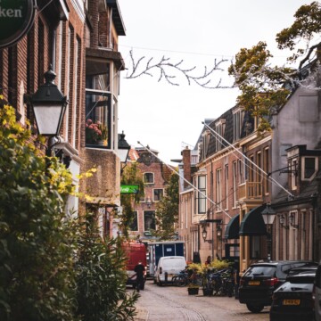 listing_city